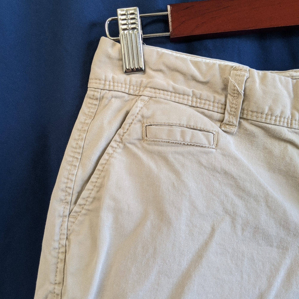 Shorts - Picture 5 of 6